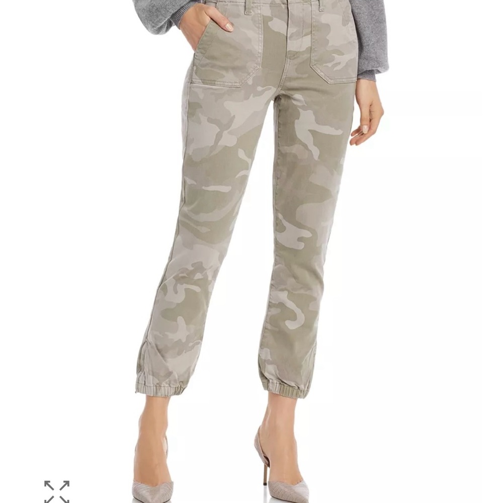 PAIGE Camo woman’s jogger pants